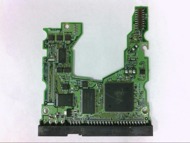 (image for) PCB 040105900, Maxtor 4R080L0, RAMB1TU0